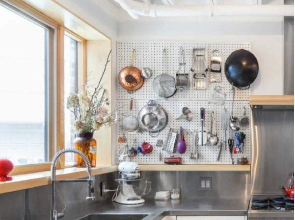 尽情摆放!多功能储物洞洞墙&高颜值洞洞板装修,参考一下!